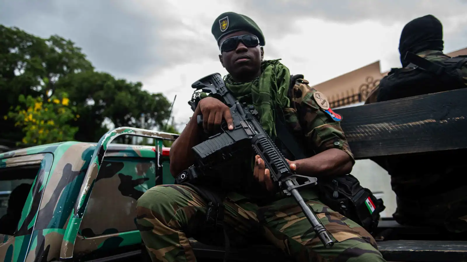 تحذيرات دولية "صارمة" وشرطة البلاد تستنفر.. ماذا يجري في هايتي؟