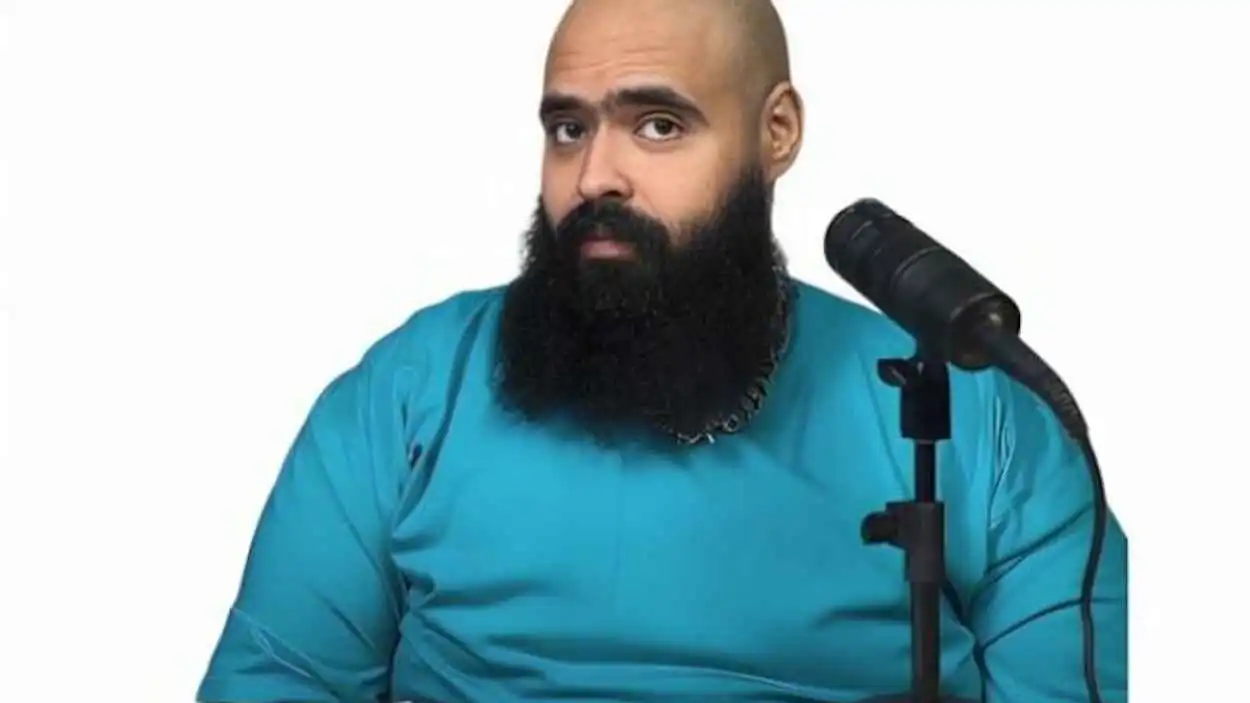 إحالة البلوغر محمد عبد العاطي إلى المحاكمة الجنائية