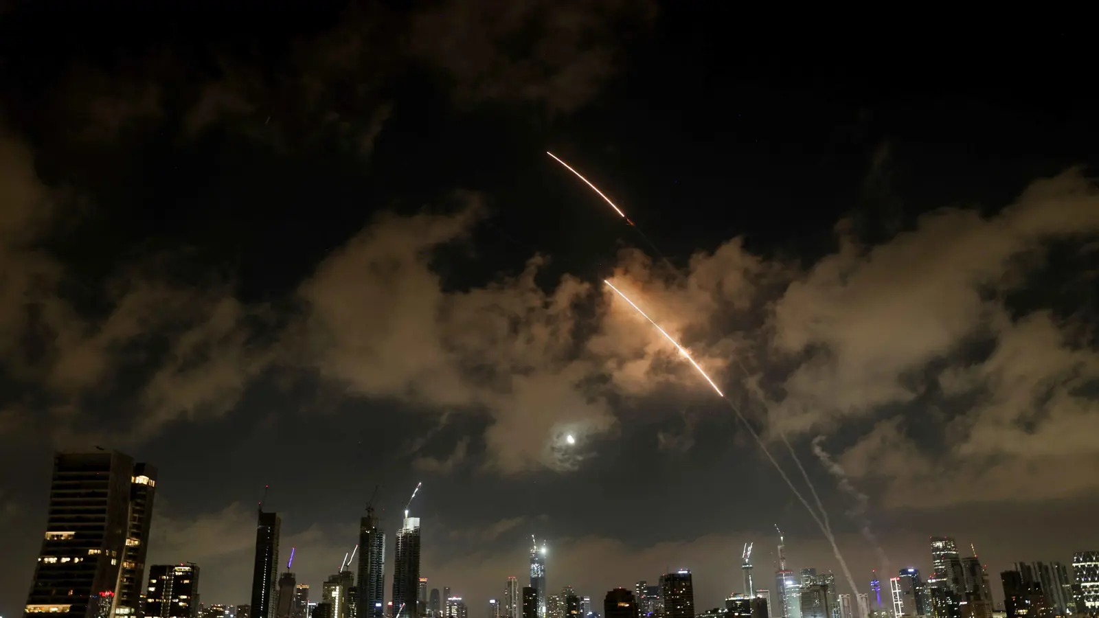 94 إصابة جراء الضربات الإيرانية الأخيرة على إسرائيل