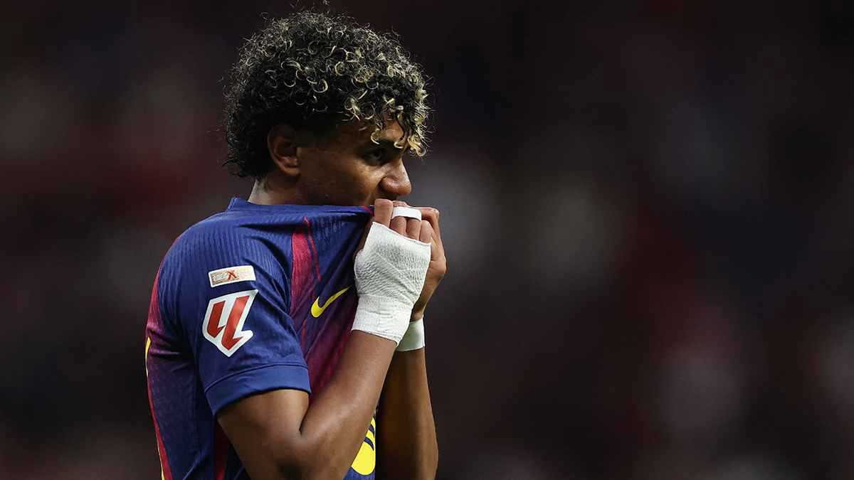 وبخه أثناء المباراة.. كشف الشخص الذي أثار غضب لامين يامال أمام أتلتيكو 