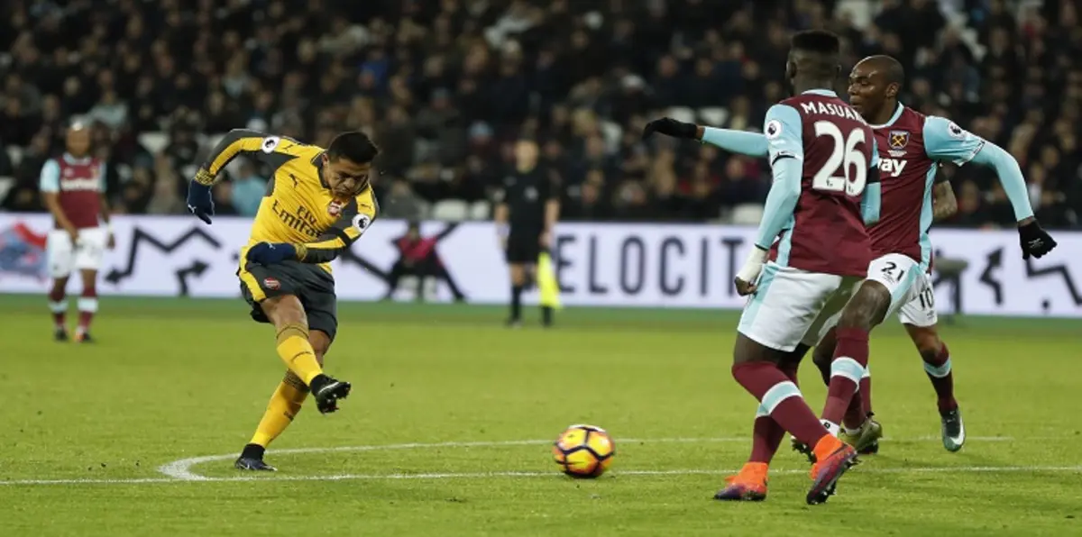 آرسنال يسحق ويستهام وليستر سيتي يتلقى الخسارة السابعة