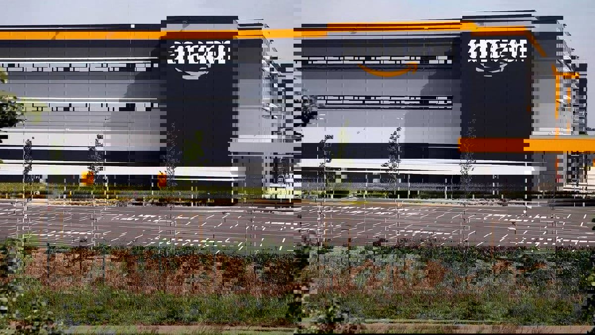 أمازون تعطل خطط توسيع تقنية الدفع الآلي في متاجرها