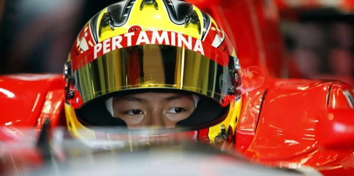 هاريانتو أول سائق إندونيسي في فورمولا 1