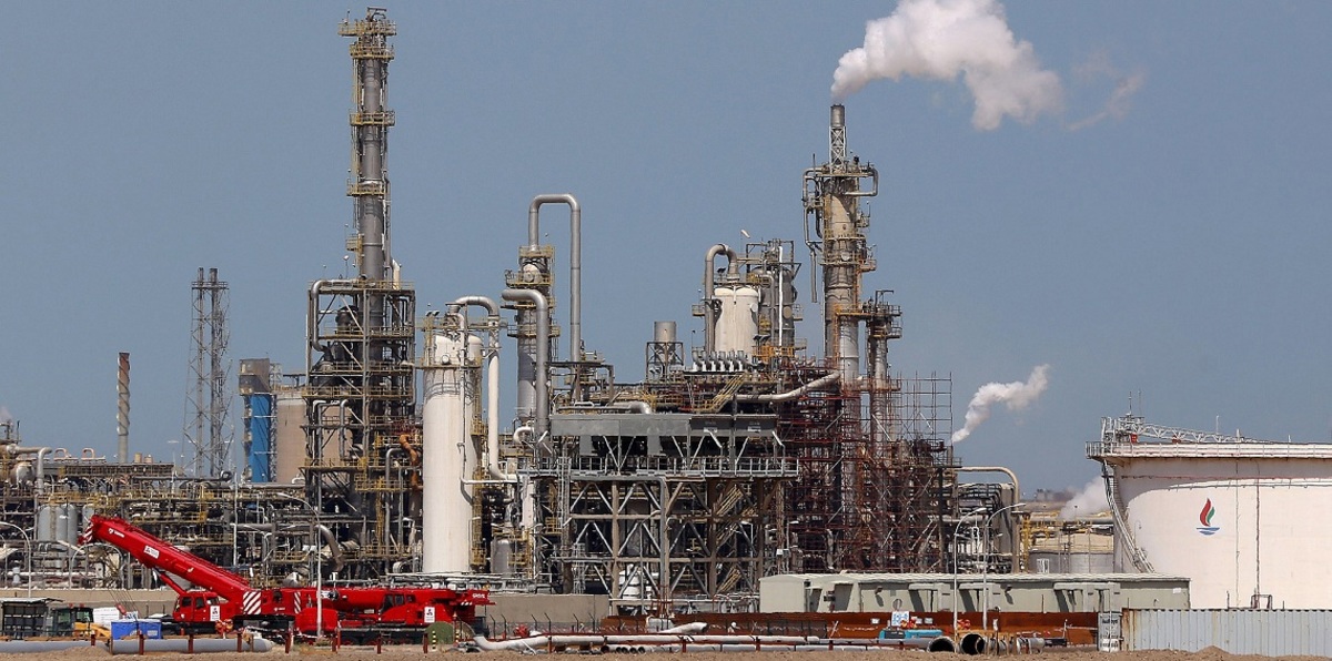 جولدمان ساكس: أسواق النفط قد تسجل فائضًا بسيطًا في أوائل 2019