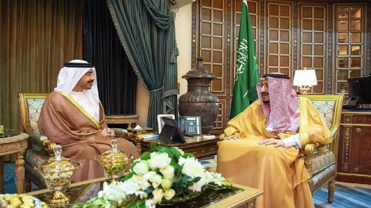 الملك سلمان يستقبل وزير الخارجية الإماراتي في الرياض
