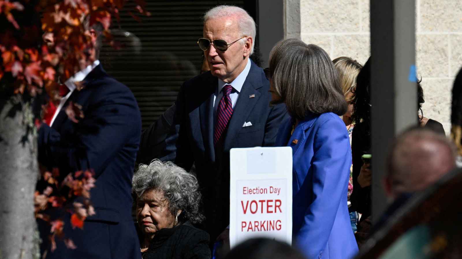 من بينهم بايدن.. 50 مليون ناخب أمريكي صوتوا بـ"الاقتراع المبكر"