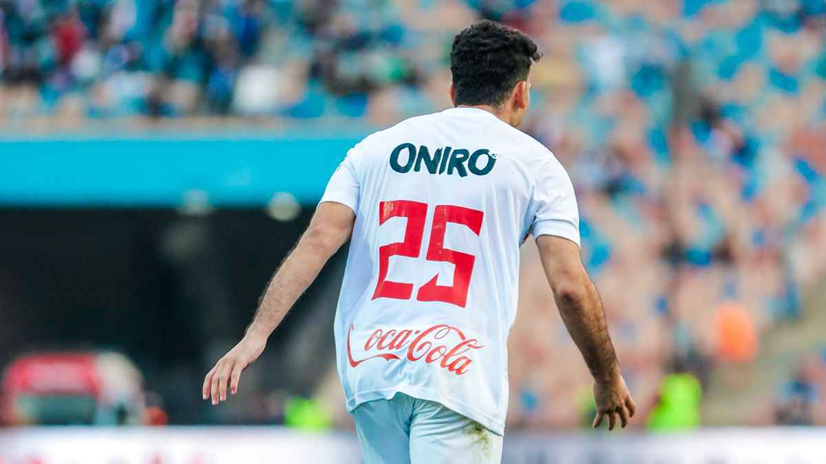 بعد مشادة رئيس الزمالك مع والده.. زيزو يتخذ قرارا ناريا