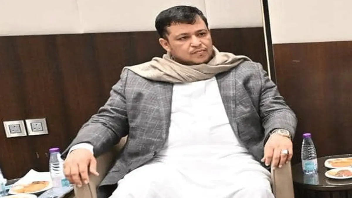 مصادر لـ"إرم نيوز":  عبدالله العليمي قدم استقالته من مجلس القيادة اليمني