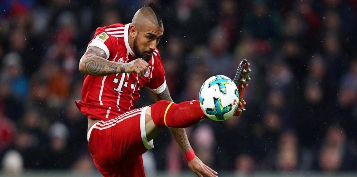 تشيلسي ومانشستر يونايتد في صراع للتعاقد مع فيدال من بايرن ميونخ