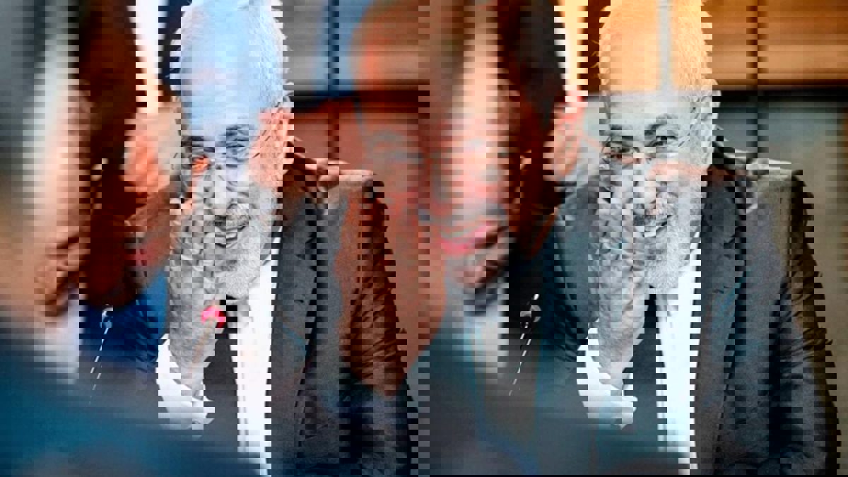 ظريف يطرح خيارات إيران بعد تشديد العقوبات‎ الأمريكية