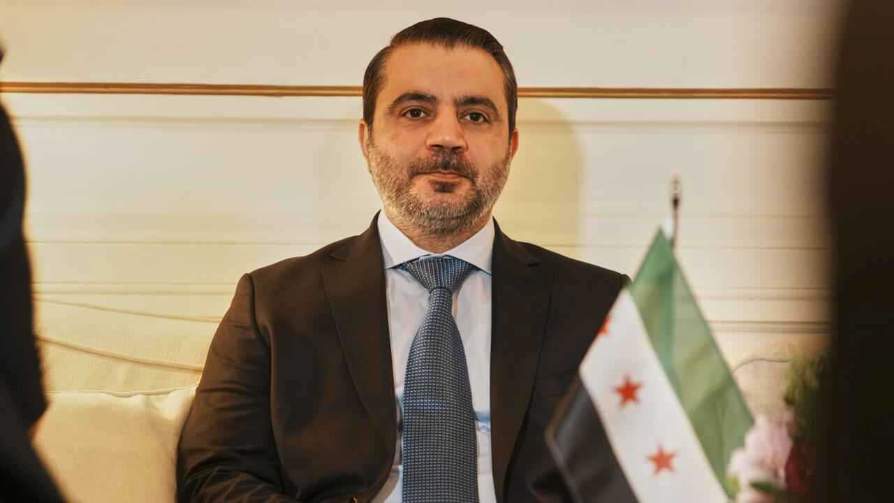 لبنان يستقبل الشيباني في أول زيارة منذ سقوط الأسد