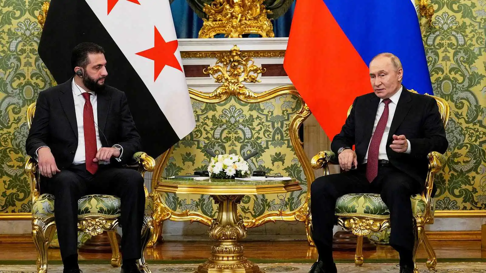 "إعادة إعمار سوريا".. ماذا ناقش بوتين والشرع في موسكو؟ (فيديو)