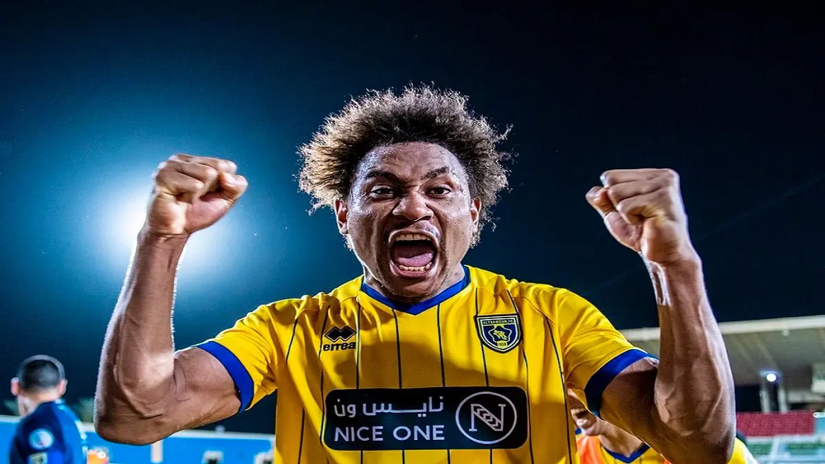 التعاون يجدد عقد الكاميروني تاوامبا رسميًا حتى 2024 (شاهد)