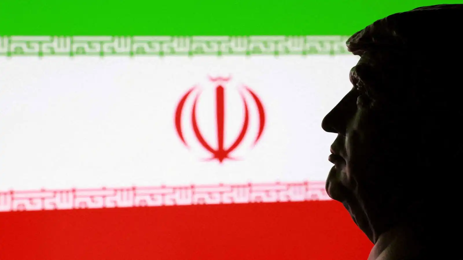 انتهى التفاوض ودقت طبول الحرب.. إيران بين "تجرّع السم" ولحظة الحسم