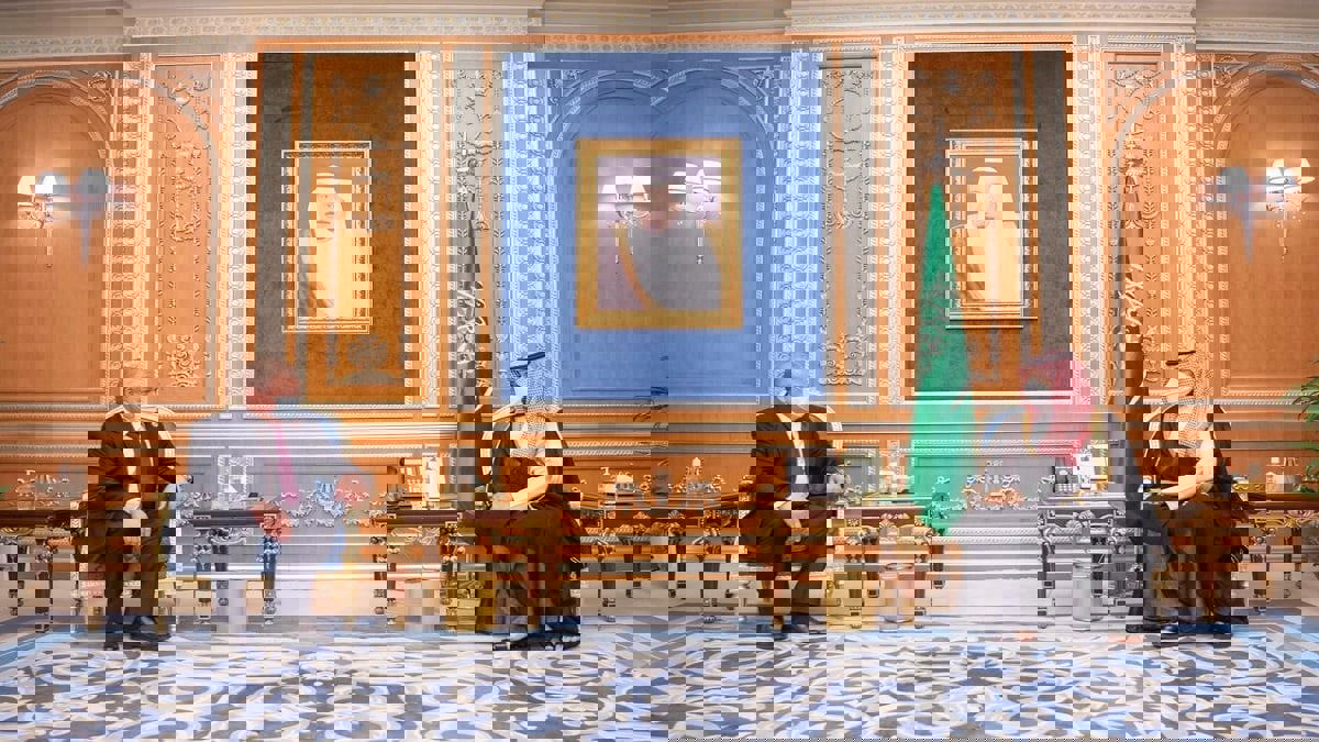 ولي العهد السعودي يبحث مع "المبعوث الروسي" مستجدات الساحة السورية