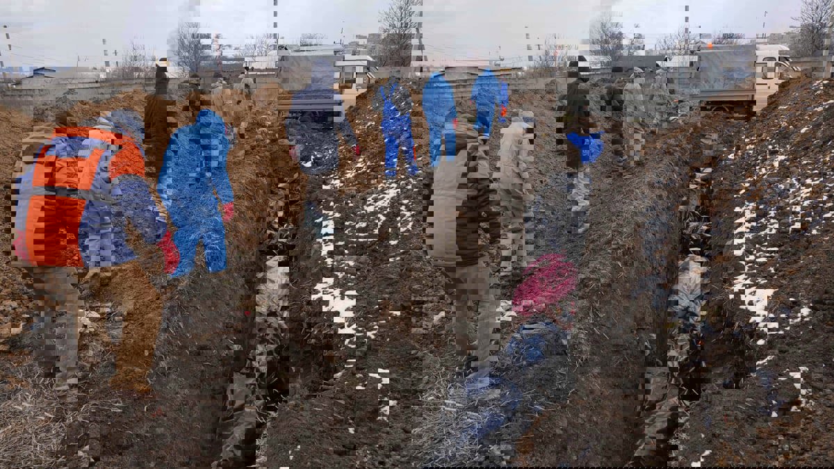 أوكرانيا: استخراج 146 جثة من مقبرة جماعية في إيزيوم