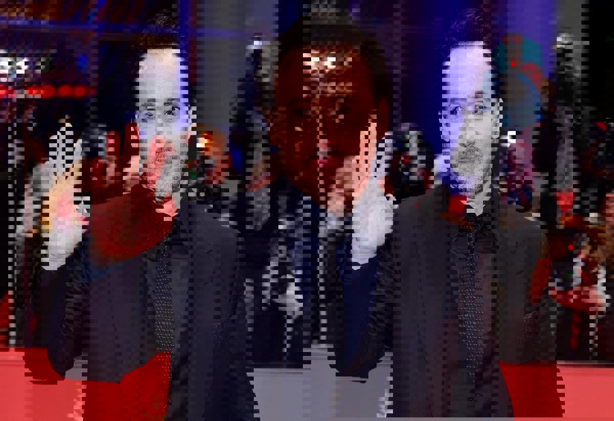 جون كوزاك.. فنان يقف على حافة غزة