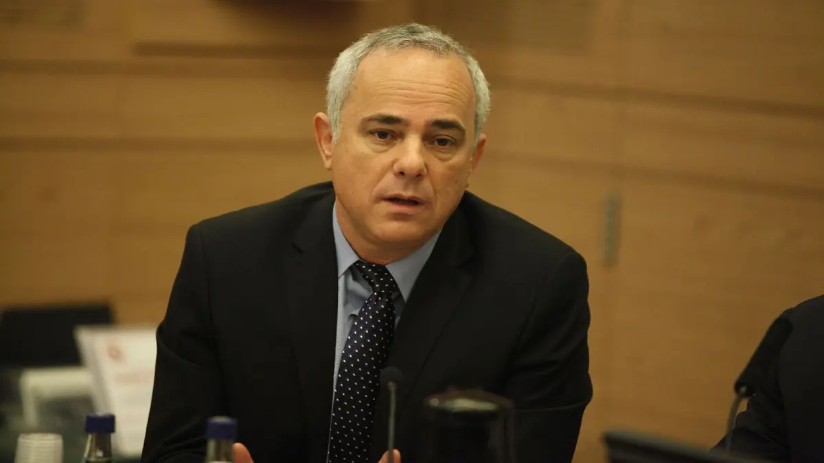 إسرائيل تعلق على توجه إيران لصنع سلاح نووي