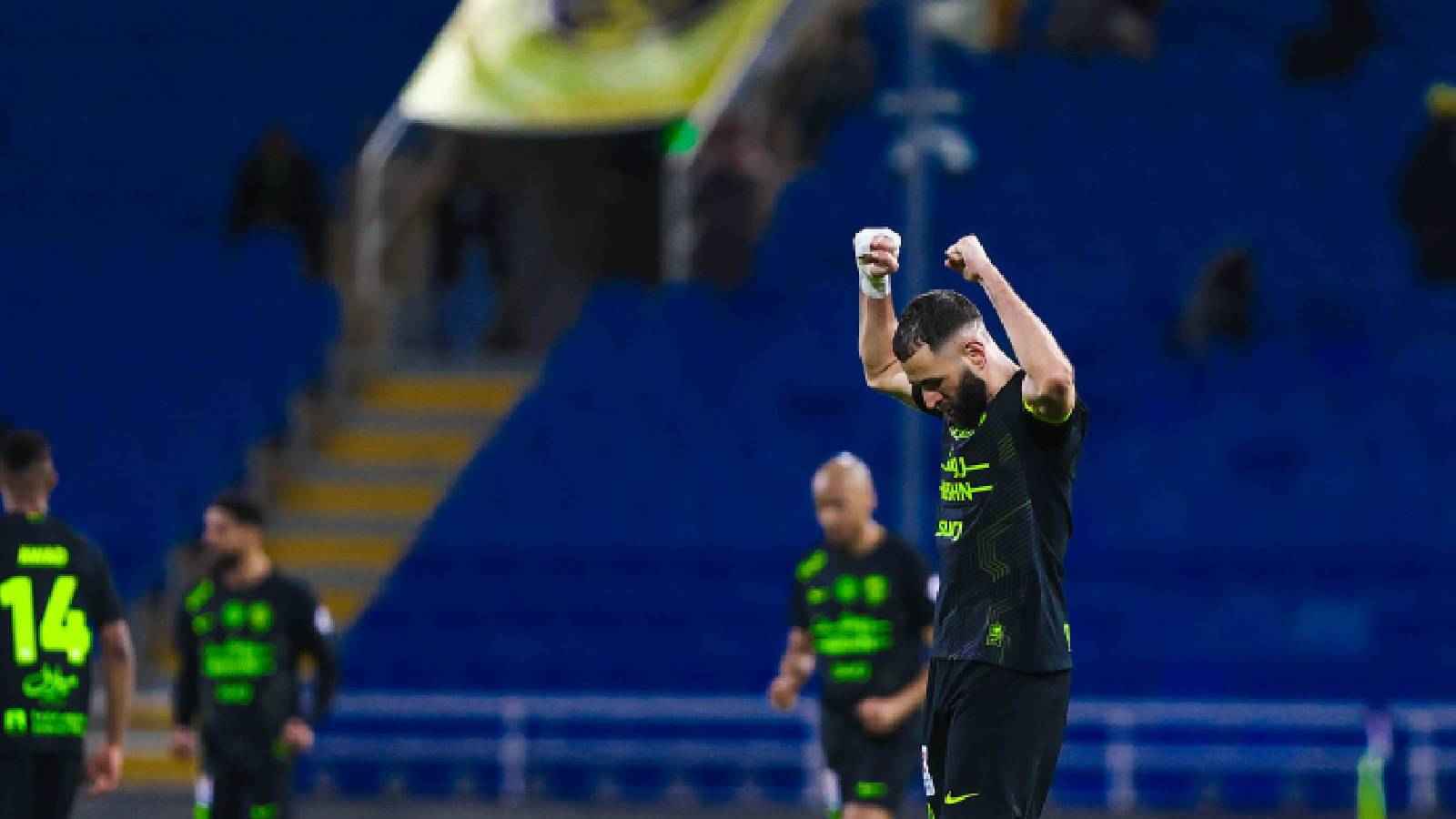 صفقة هامة.. هل يقدم "كريم بنزيما" هدية جديدة للاتحاد؟