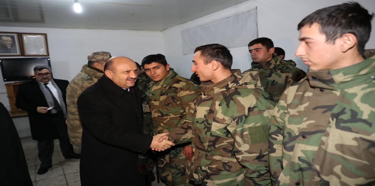 وزير الدفاع التركي: المطالبة بإغلاق قاعدتنا العسكرية في قطر تدخل بعلاقات البلدين