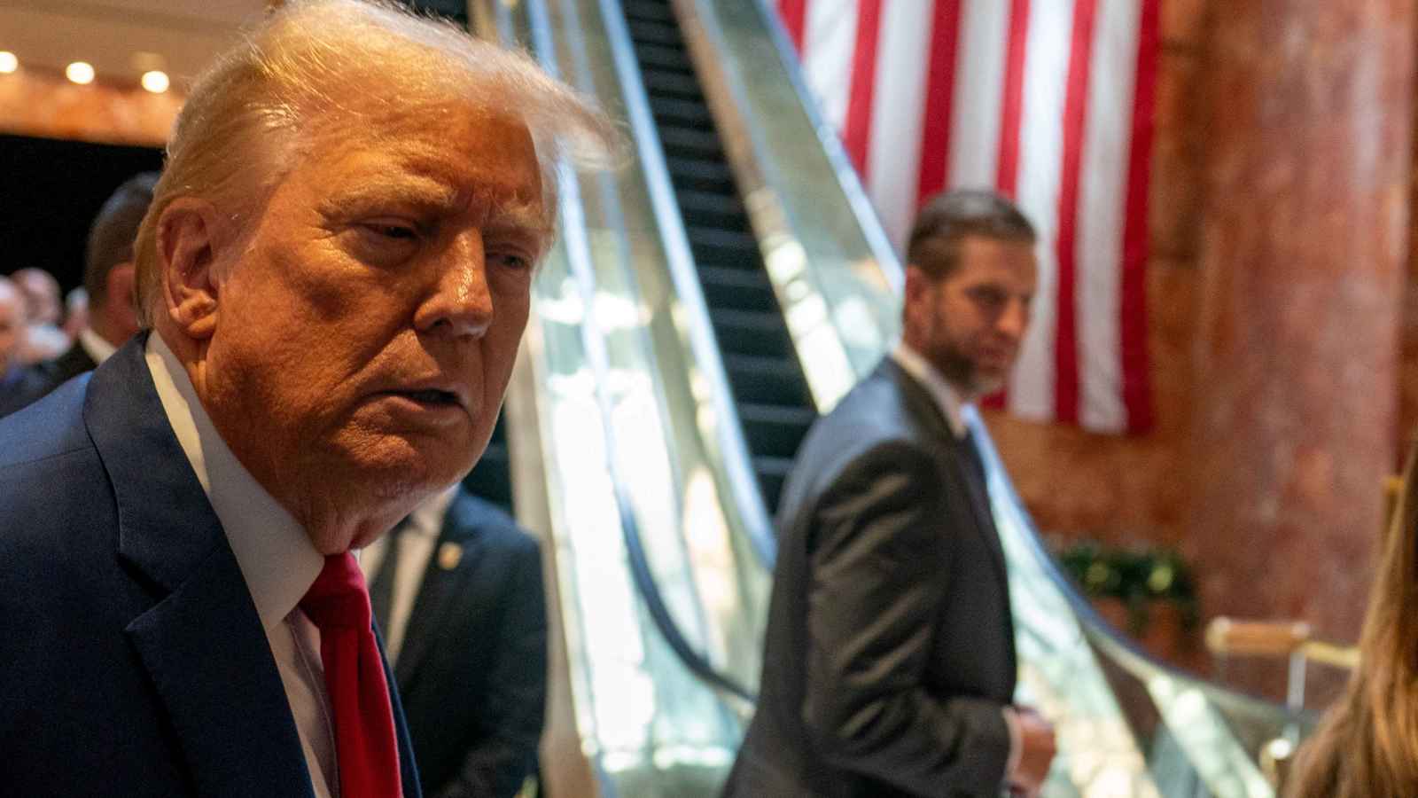 ترامب يطلب من المحكمة وقف النطق بحكم في قضية الممثلة الإباحية