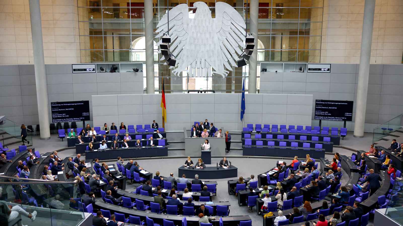 بعد خطوة نمساوية.. ألمانيا تبدأ إجراءات ترحيل "مجرمين سوريين"