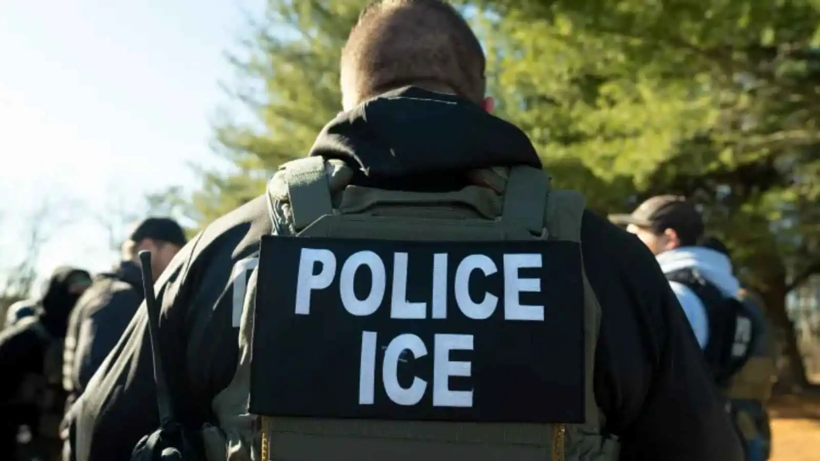 إدارة ترامب تمنح عناصر الهجرة صلاحيات أوسع في الاعتقالات
