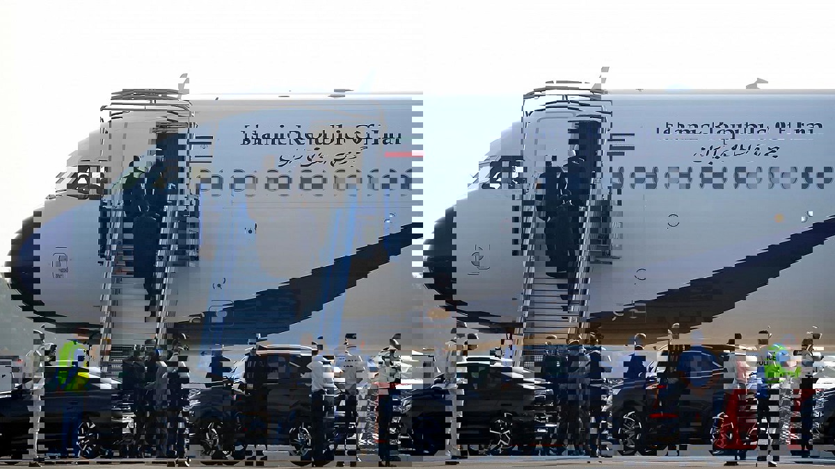 فرنسا: أبلغنا دول "السبع" بزيارة ظريف قبل حدوثها "بوقت كاف"