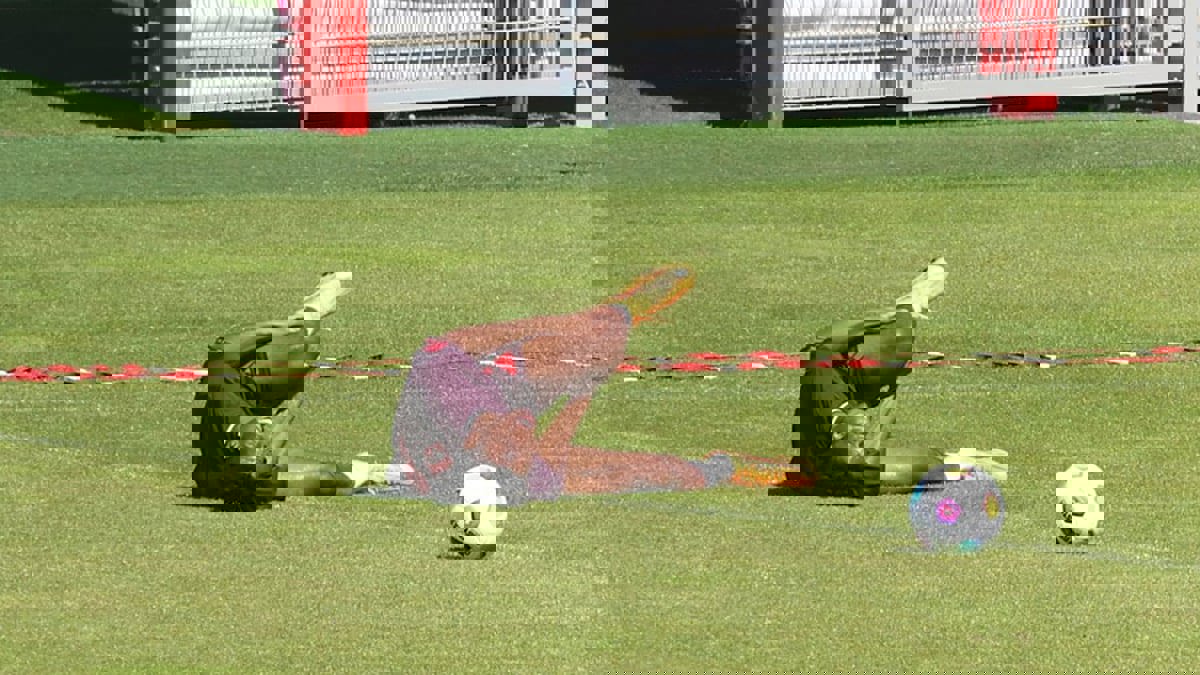 صرخ من شدة الألم.. إصابة جديدة تضرب نجم بايرن ميونخ (صور)