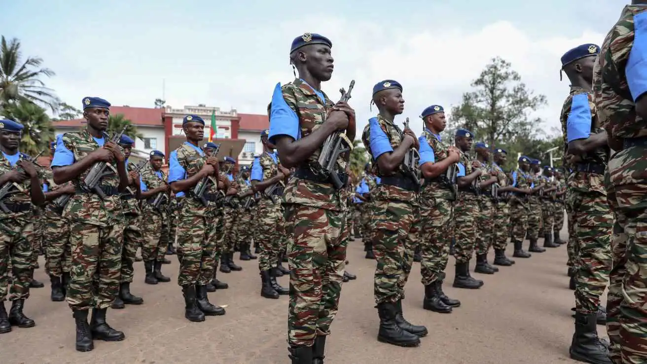 وثائق سرية تهز الكاميرون.. "فوضى معلوماتية" تخترق المؤسسات وقلب الجيش