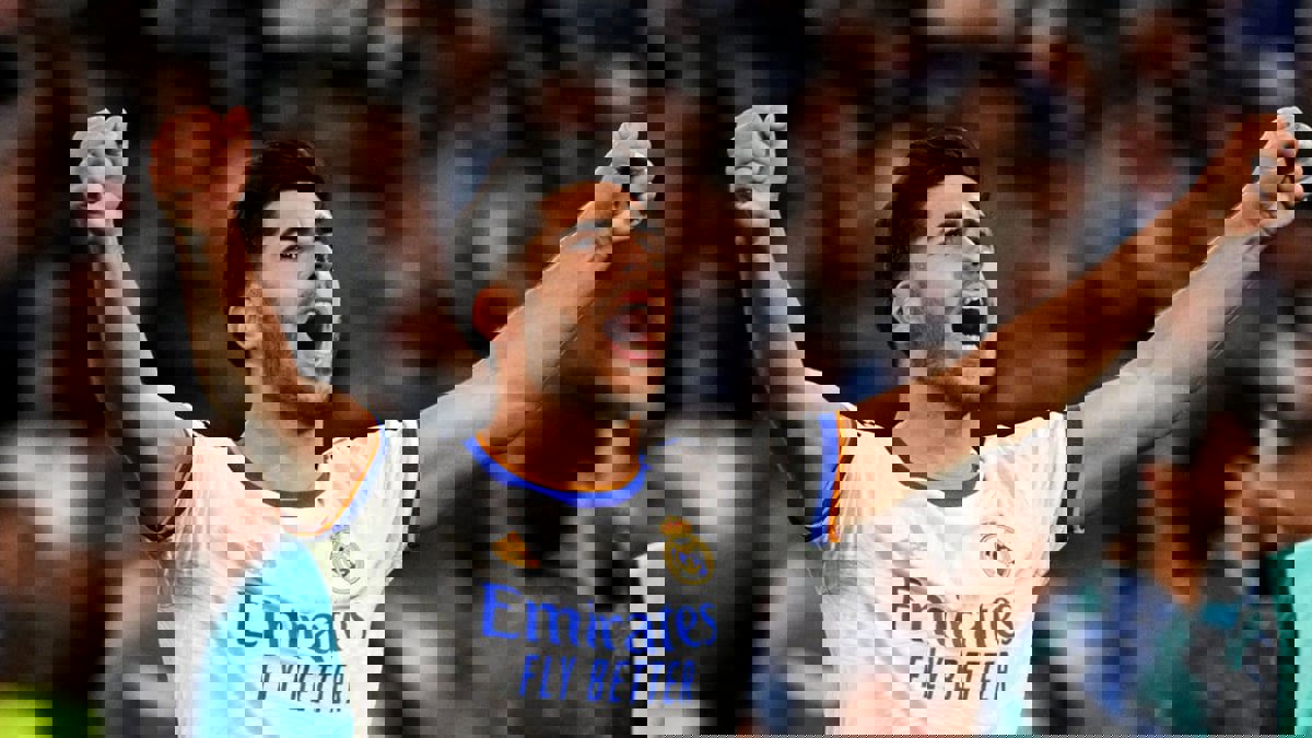 أسينسيو يرد على إمكانية انتقاله إلى برشلونة