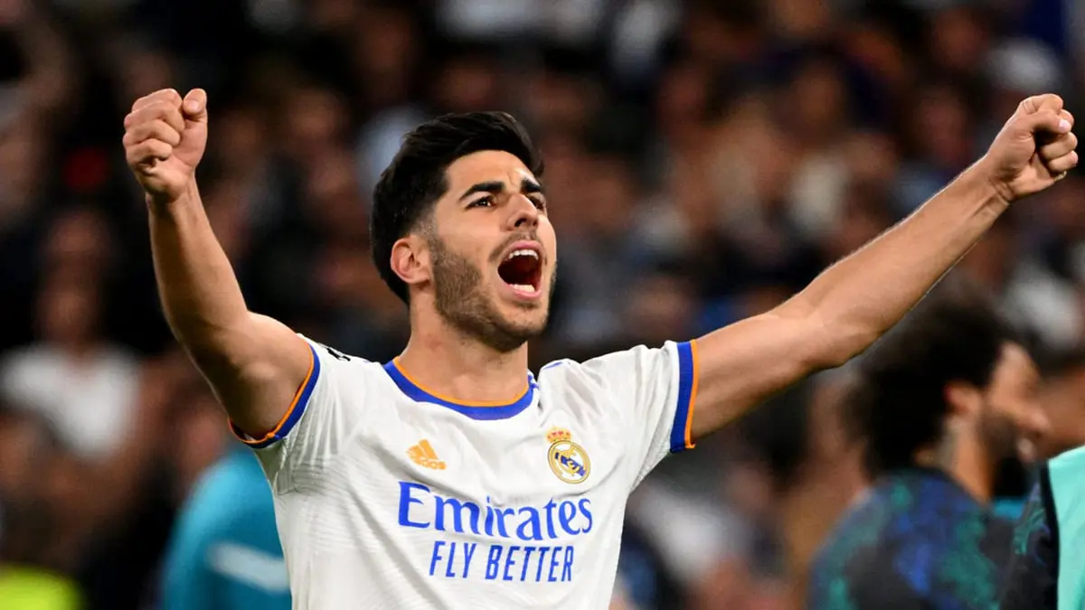 أسينسيو يرد على إمكانية انتقاله إلى برشلونة