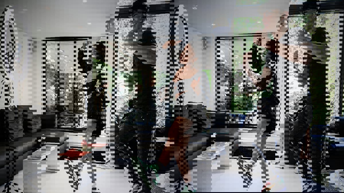 تحقيق يكشف عن إثارة "تيك توك" حالات جنون وعدائية في المجتمعات