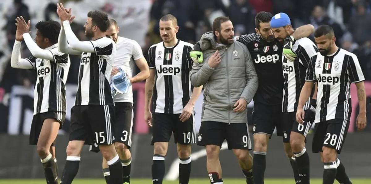 آمال يوفنتوس في الدوري والكأس تصطدم بطموحات نابولي