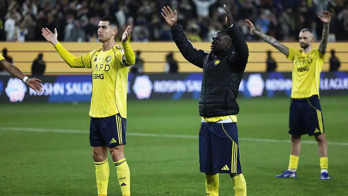 بـ 4 أشياء.. ساديو ماني يحرج نجوم النصر السعودي