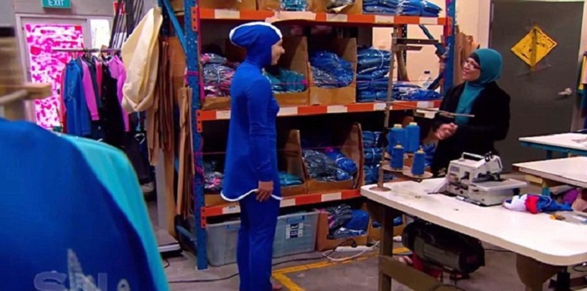 مسلمة ترتدي البوركيني لاختبار المنتجعين على شاطئ فرنسي.. ماذا حدث؟ (صور)