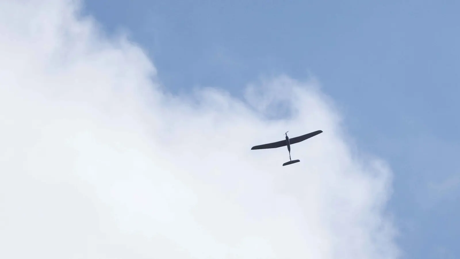 الجيش الإسرائيلي يعلن اعتراض مسيّرة قادمة من جهة الشرق (صورة)
