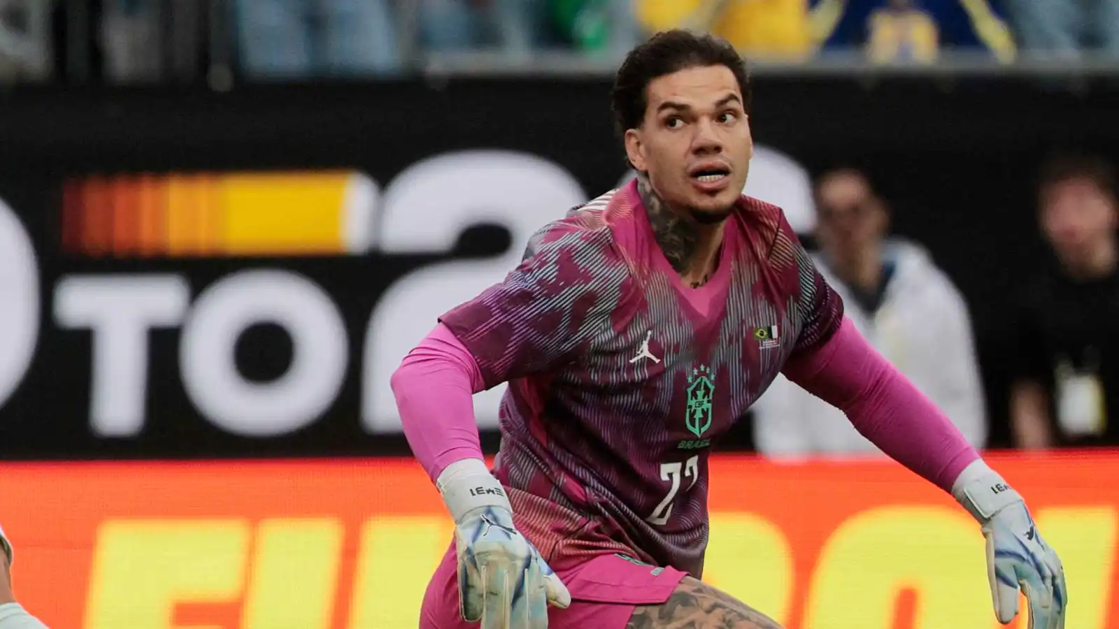 خطوة جديدة تقرب الهلال السعودي من حسم صفقة إيدرسون