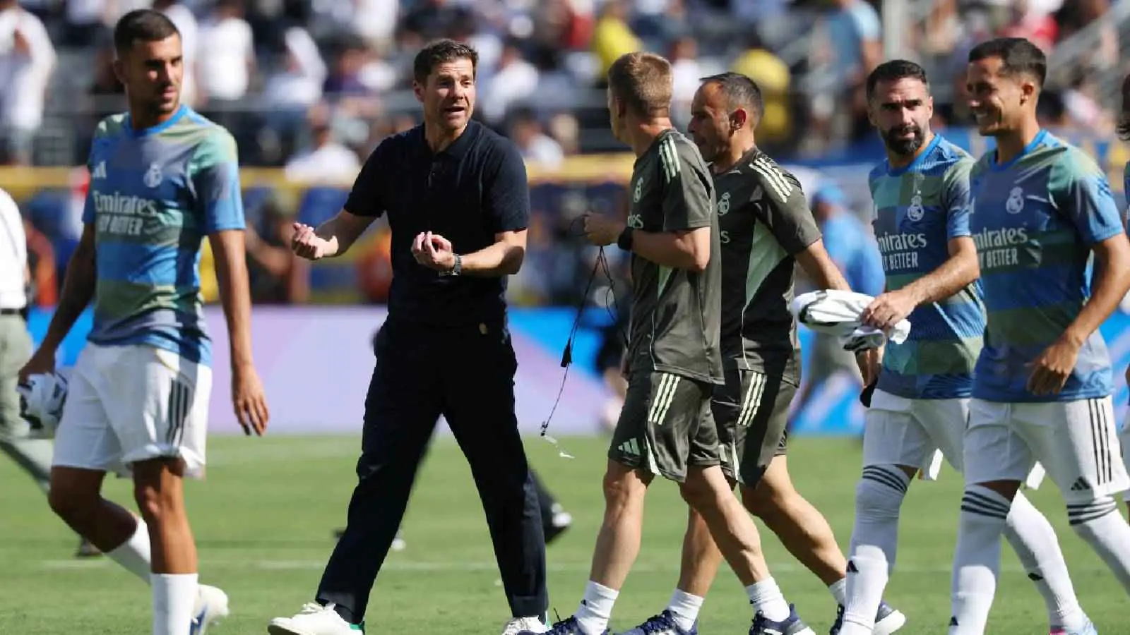 3 نجوم يهددون بتدمير مشروع تشابي ألونسو في ريال مدريد