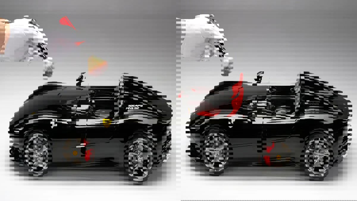 سيارات رياضية مصغرة بعشرات آلاف الدولارات (فيديو)