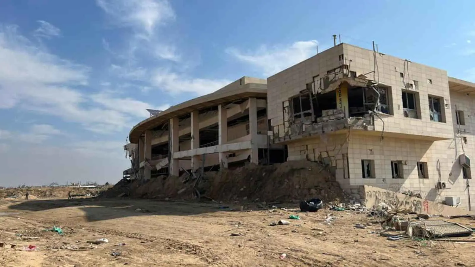 إسرائيل تبرر نسف مستشفى أطفال السرطان الوحيد في غزة