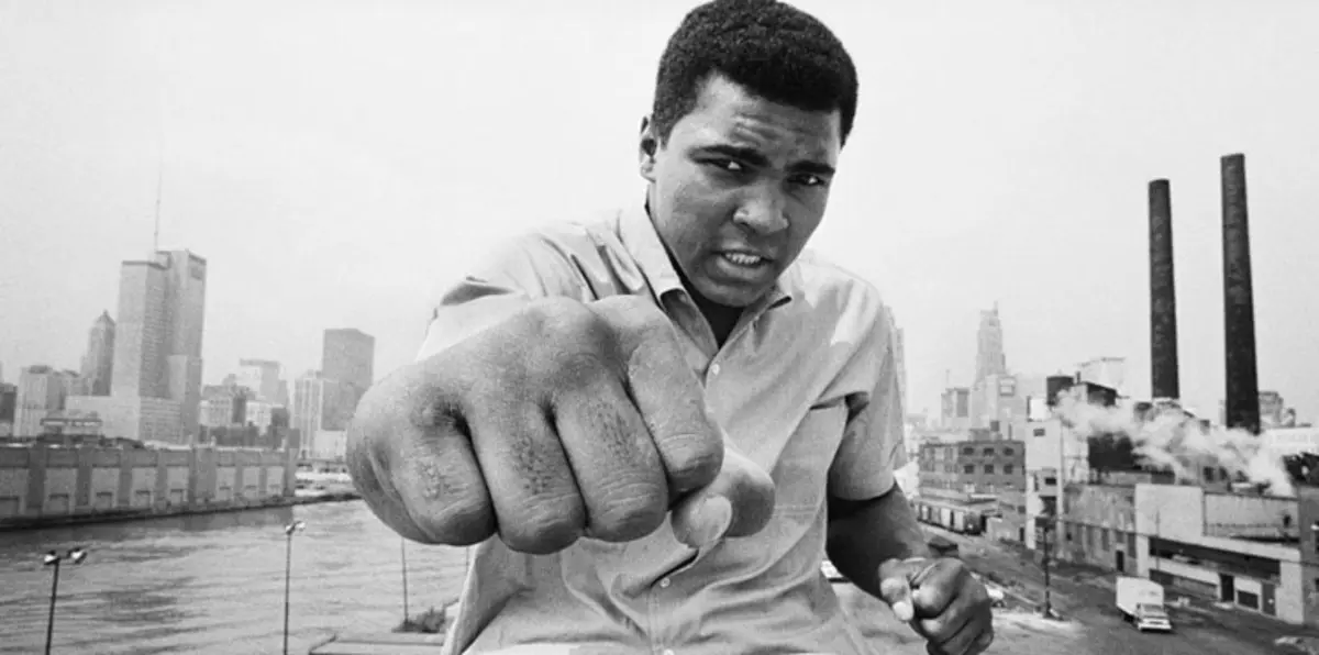 الإسلام أم الرياضة.. ما لفت العرب إلى محمد علي كلاي؟