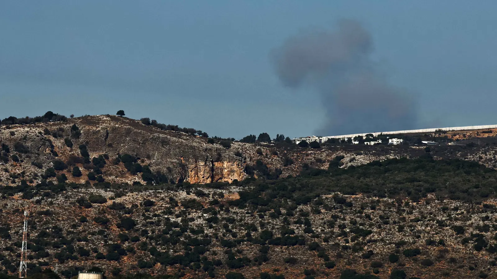 للمرة الأولى.. قوات إسرائيلية تتقدم نحو بلدة "طلوسة" جنوب لبنان