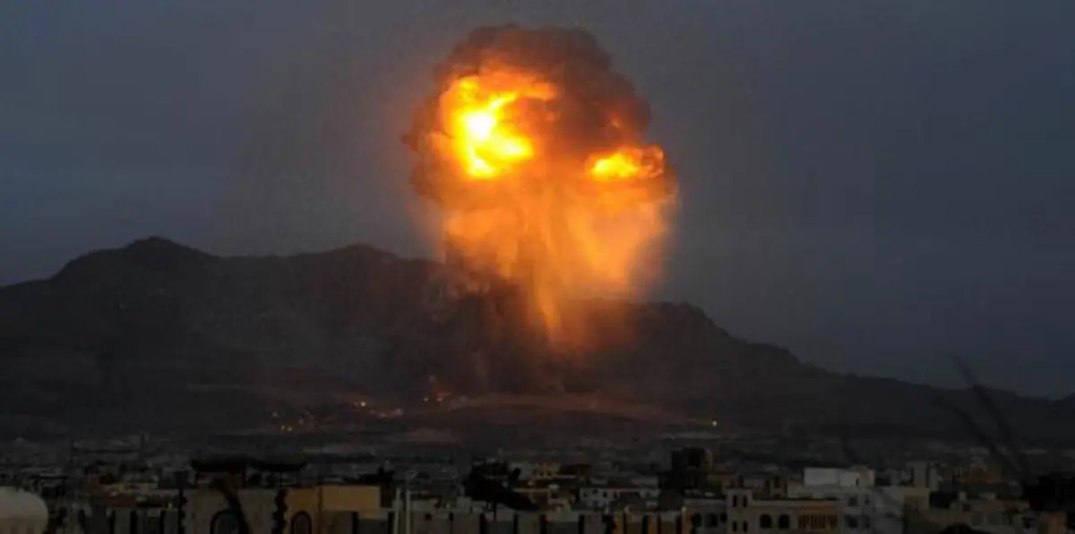 انفجارات عنيفة تهزّ صنعاء