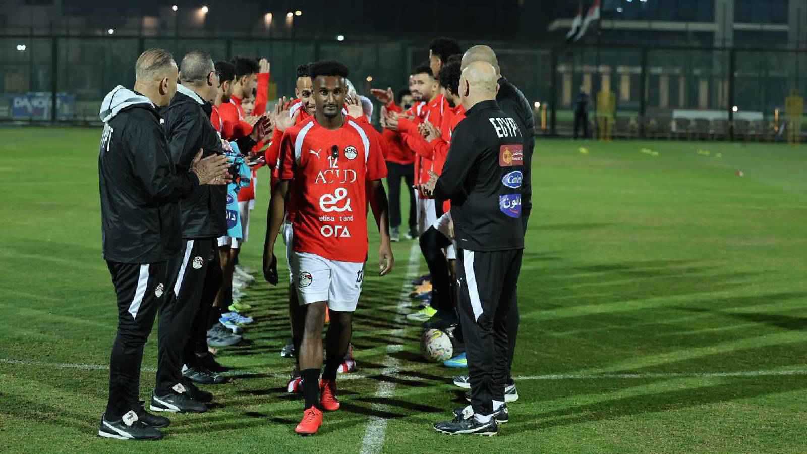 خلافة محمد صلاح وصراع زيزو.. 4 تحديات تحاصر هيثم حسن في منتخب مصر 