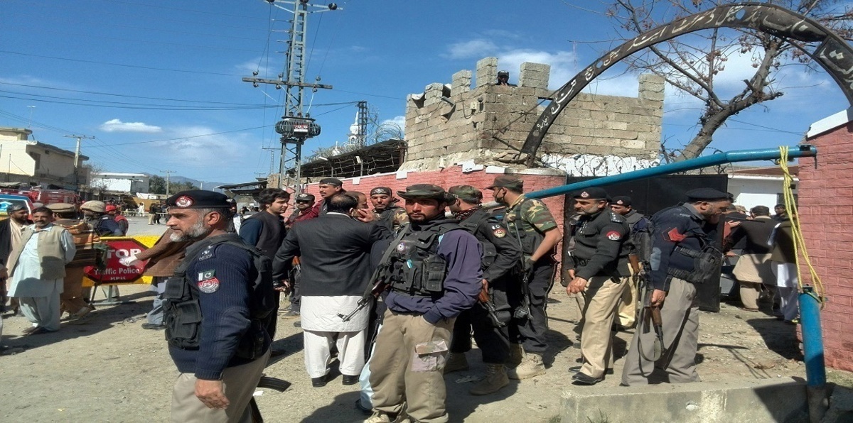 ارتفاع حصيلة الانفجارات في باكستان إلى 38 قتيلًا