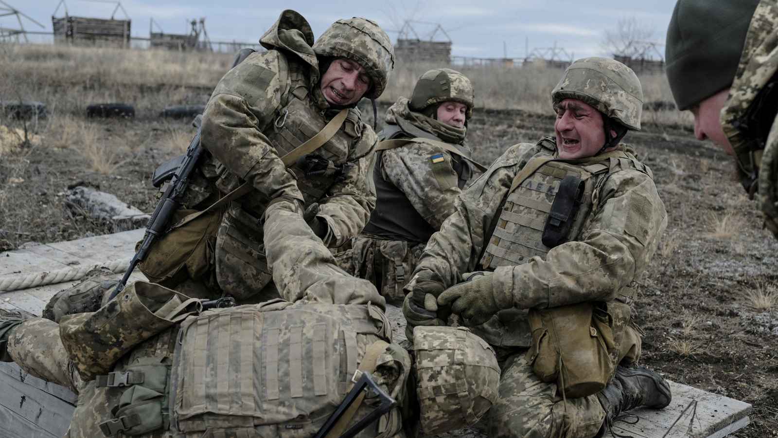 خفض سن التجنيد.. "تحدي التعبئة" يؤرق الجيش الأوكراني