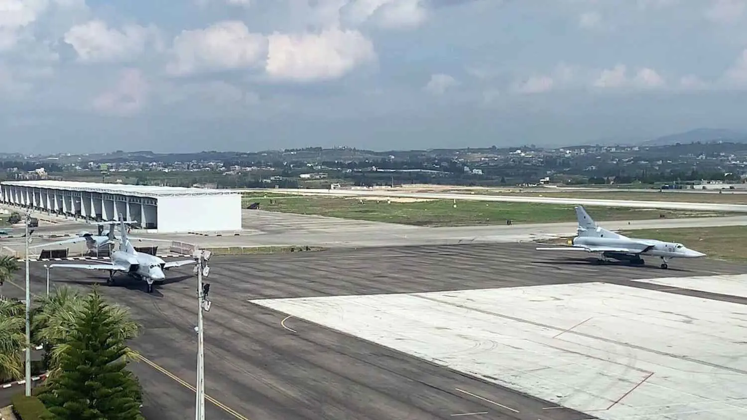 خاص- للمرة الأولى منذ سقوط النظام.. القوات الروسية تنتشر خارج قاعدة حميميم