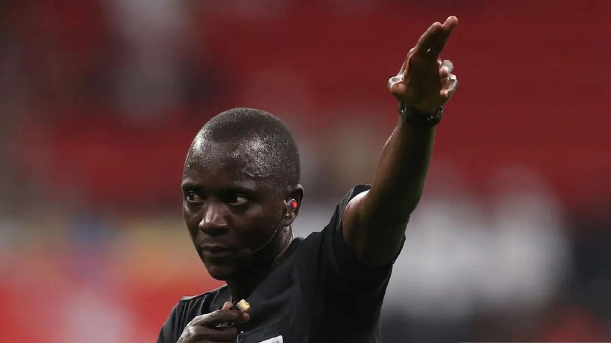 تقرير: ظهور أدلة تدين غاساما حكم مباراة الجزائر والكاميرون