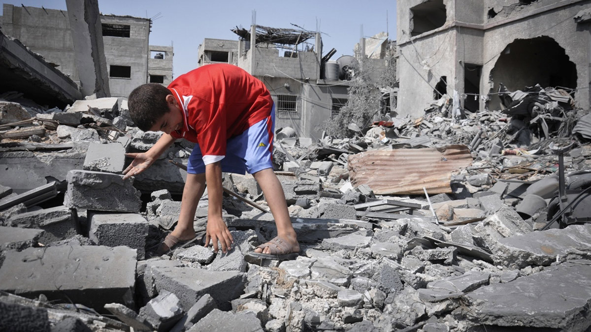 ارتفاع عدد شهداء غزة إلى 27.. وتدمير 130 وحدة سكنية بالكامل